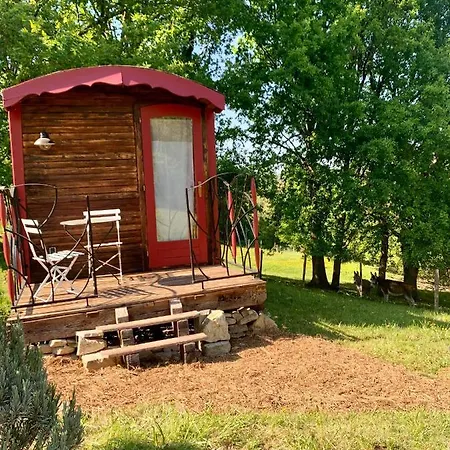 منزل للإقامة Domaine Des Laminak *